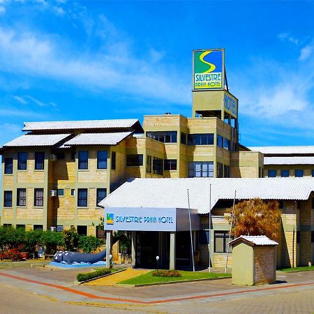 Silvestre Praia Hotel Имбитуба Екстериор снимка